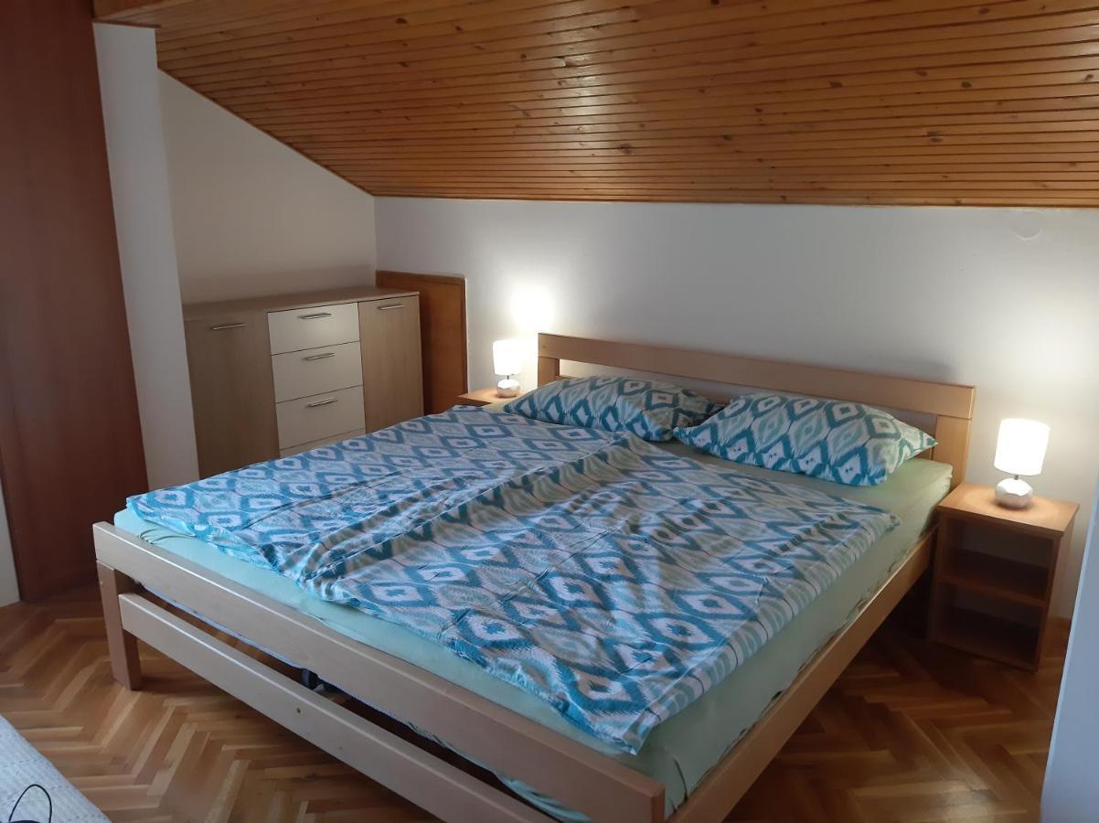 Apartment Lucija Драмаль Екстер'єр фото