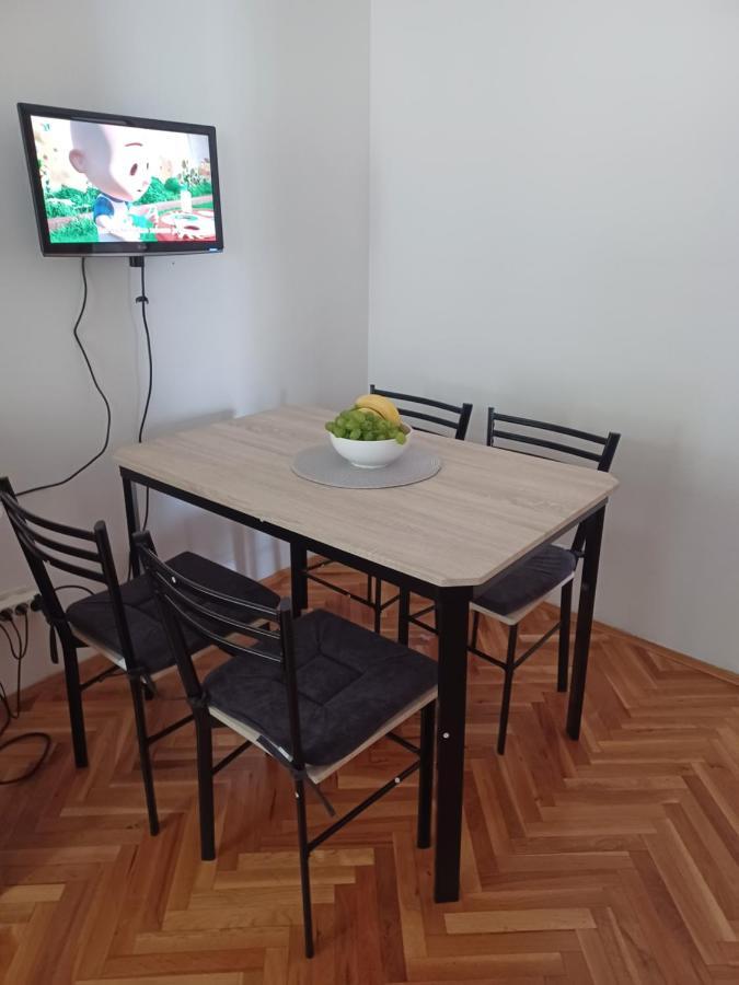 Apartment Lucija Драмаль Екстер'єр фото